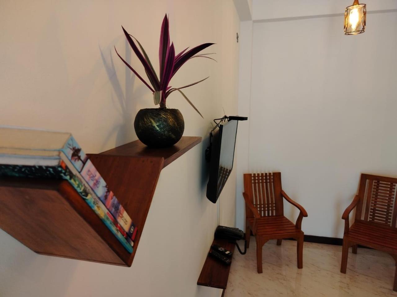 Diora Hotel Ratnapura Eksteriør bilde