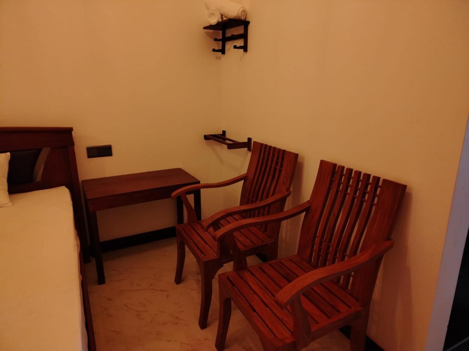 Diora Hotel Ratnapura Eksteriør bilde